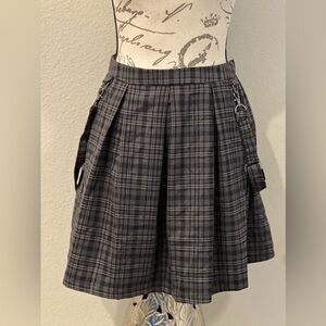 Hot Topic Black & Gray Plaid Suspender Skirt Size XL Pockets Zip Casual